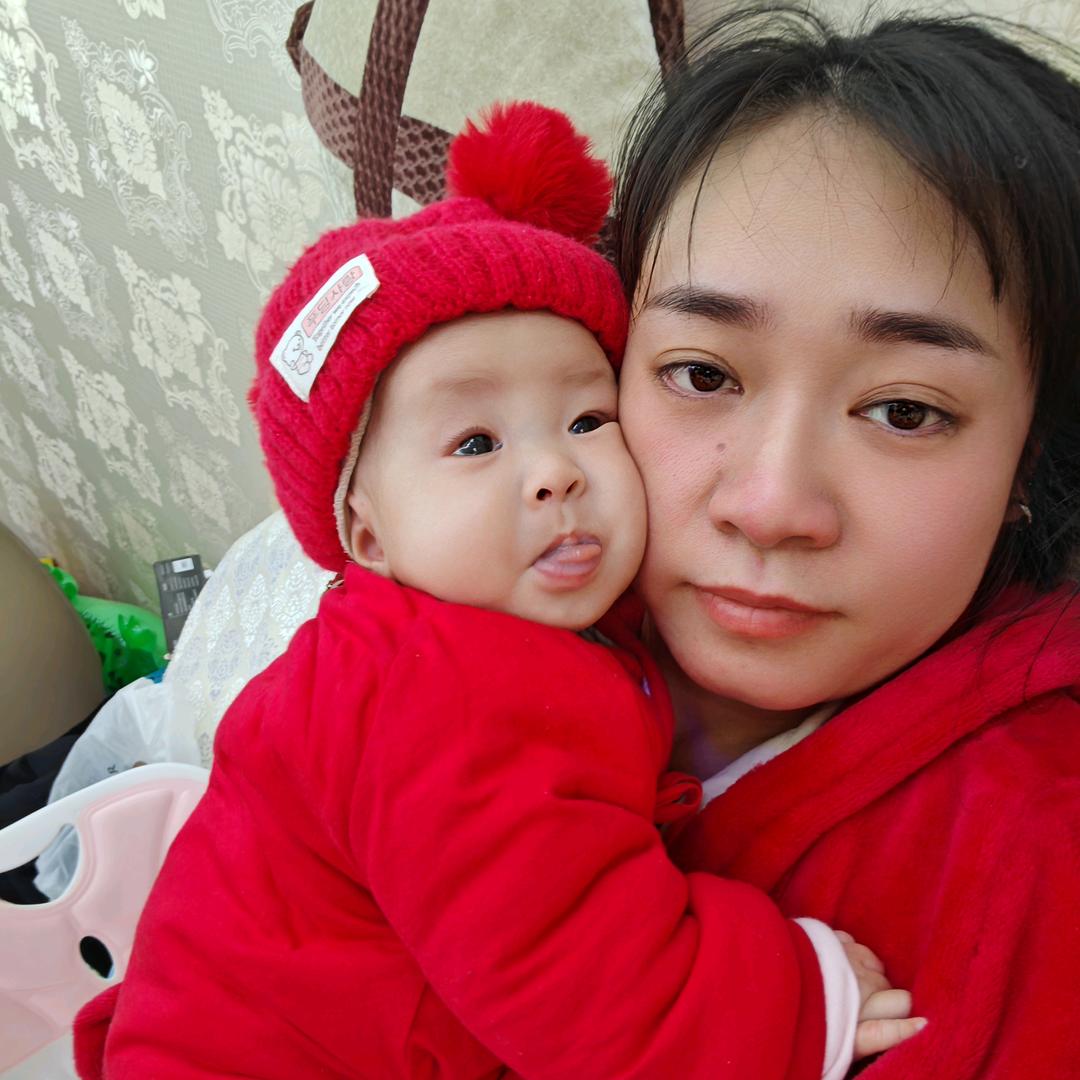 秋秋妈妈呀（罕见病女儿秋秋）
