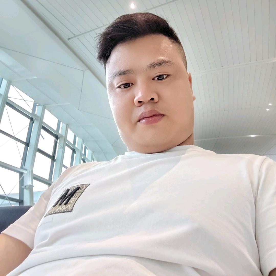 擦肩而过
