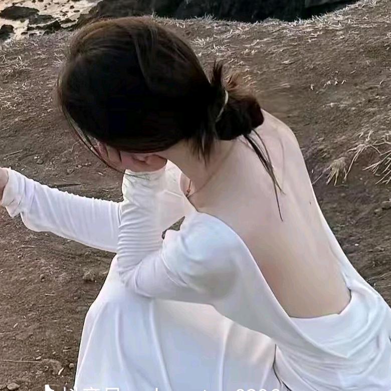 西西👄