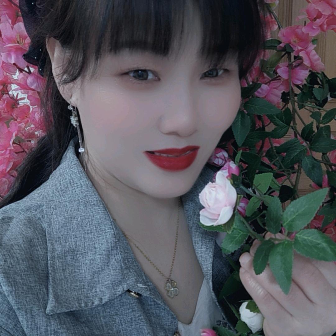 梅🌺商品在橱窗