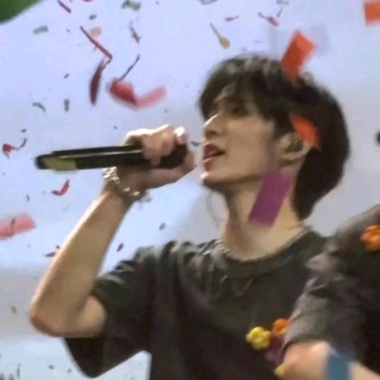 抹茶耀丸冰^（见过刘耀文版）