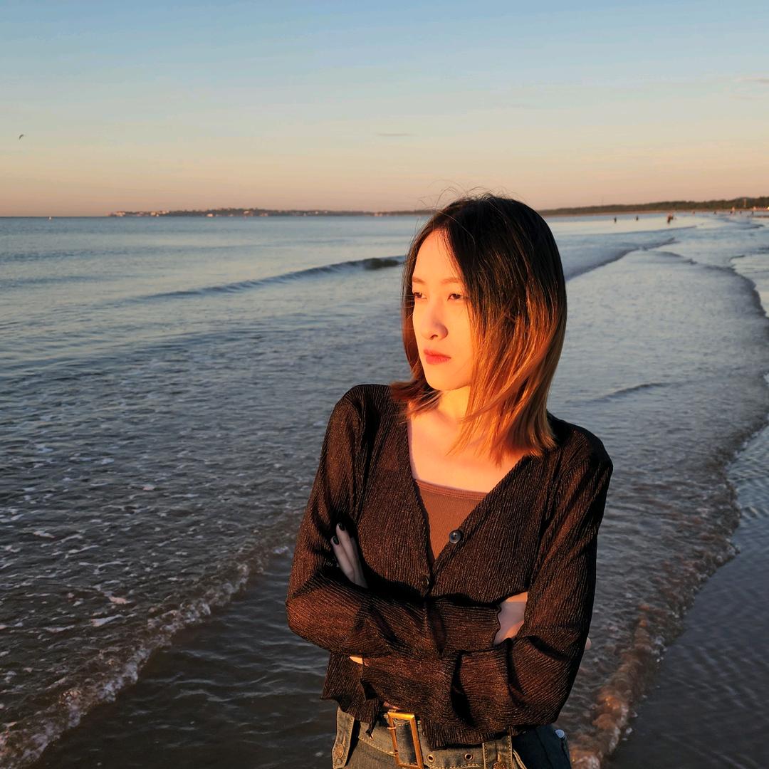 不会卖车的小何