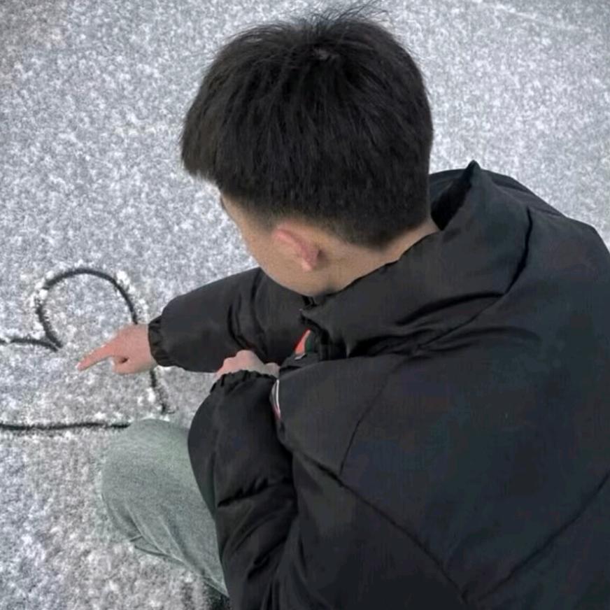 𝓠.小北