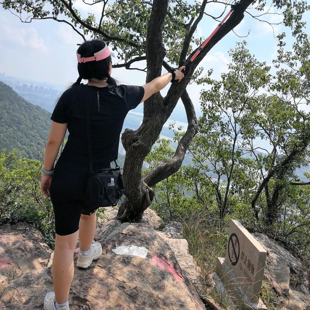 简清伊
