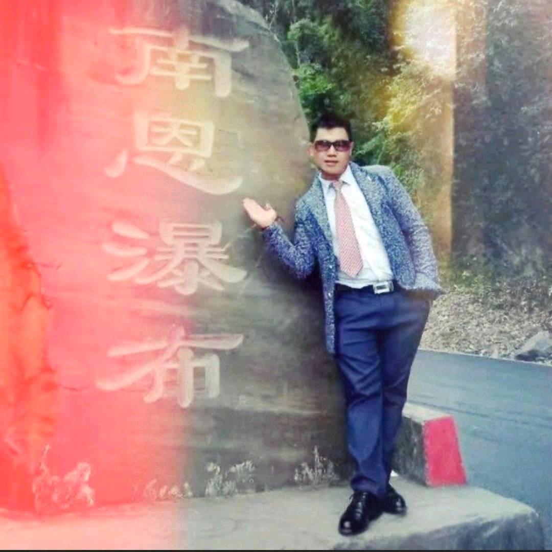 云南哀牢山黑哥