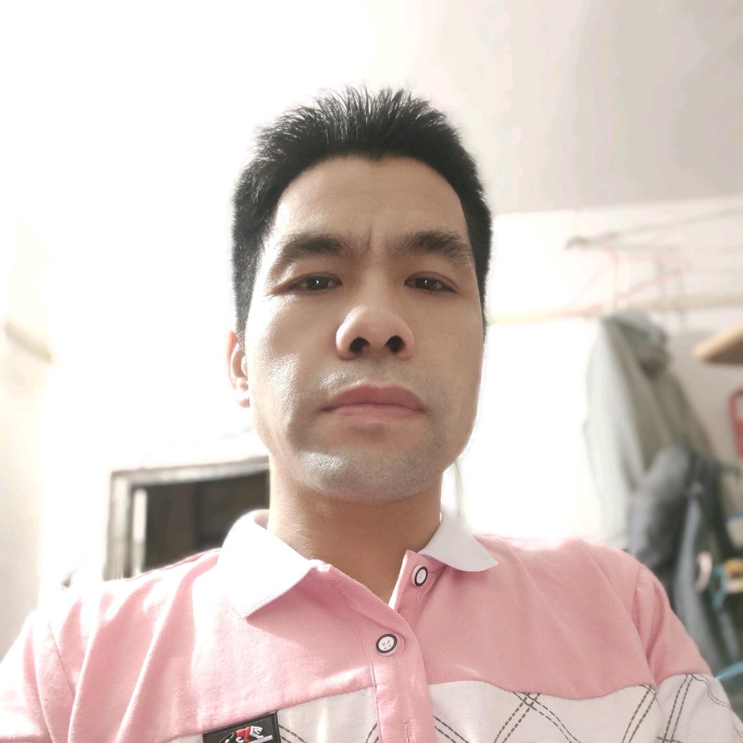 上市建筑公司小哥哥