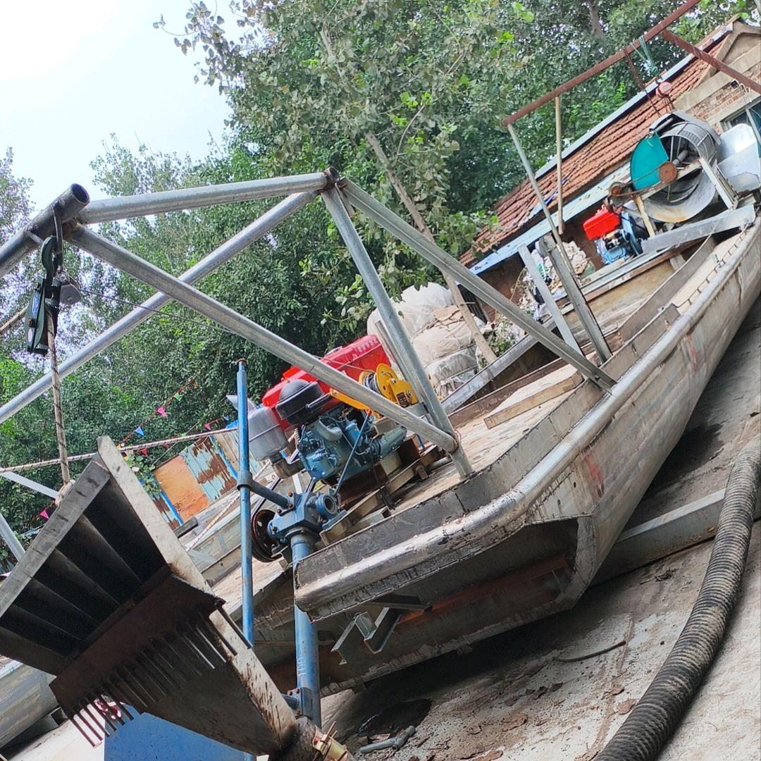 红虫船，田螺捕捞船