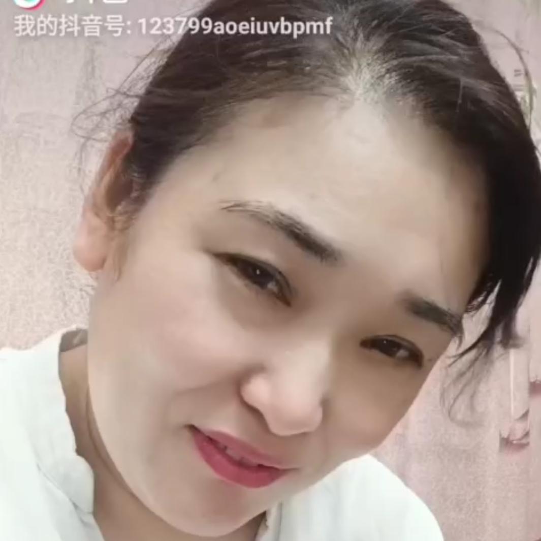 黄斌