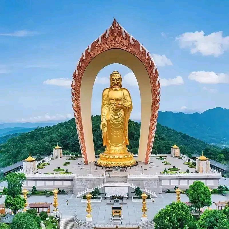 人間淨土🇨🇳🇹🇭🇳🇪