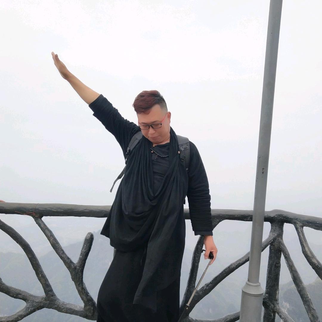 淮滨阿保家具行