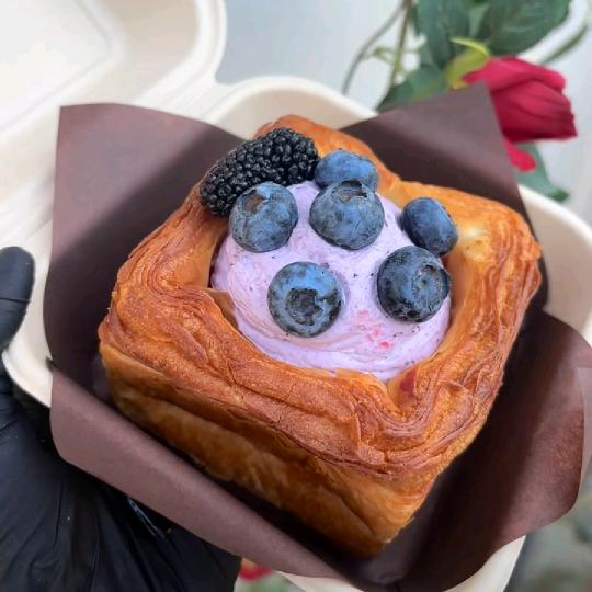 小白睡不着，想睡（想睡三天三夜版）