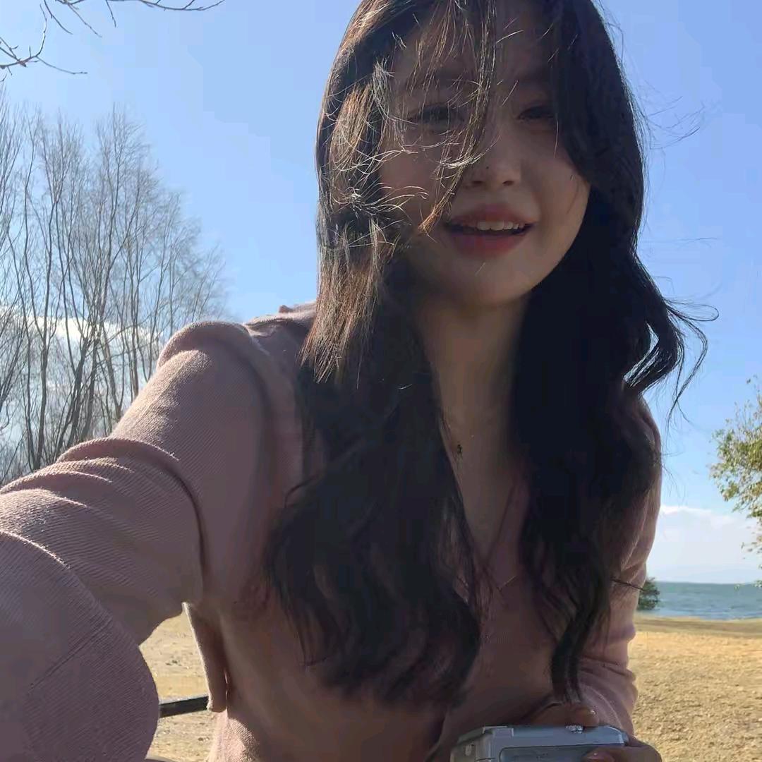 美娜女装