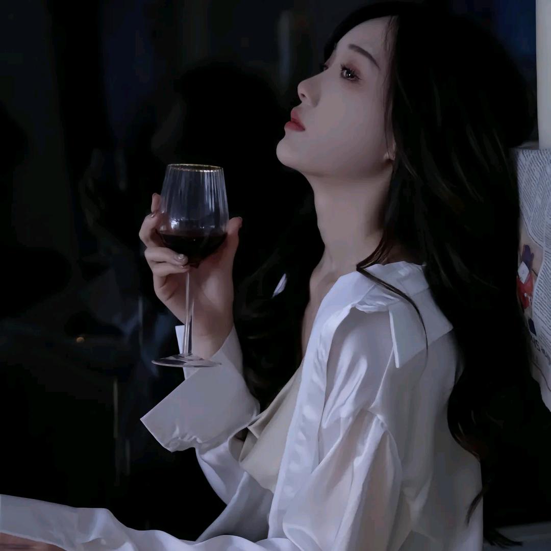 ღ᭄ꦿ💞/微笑前行ღ