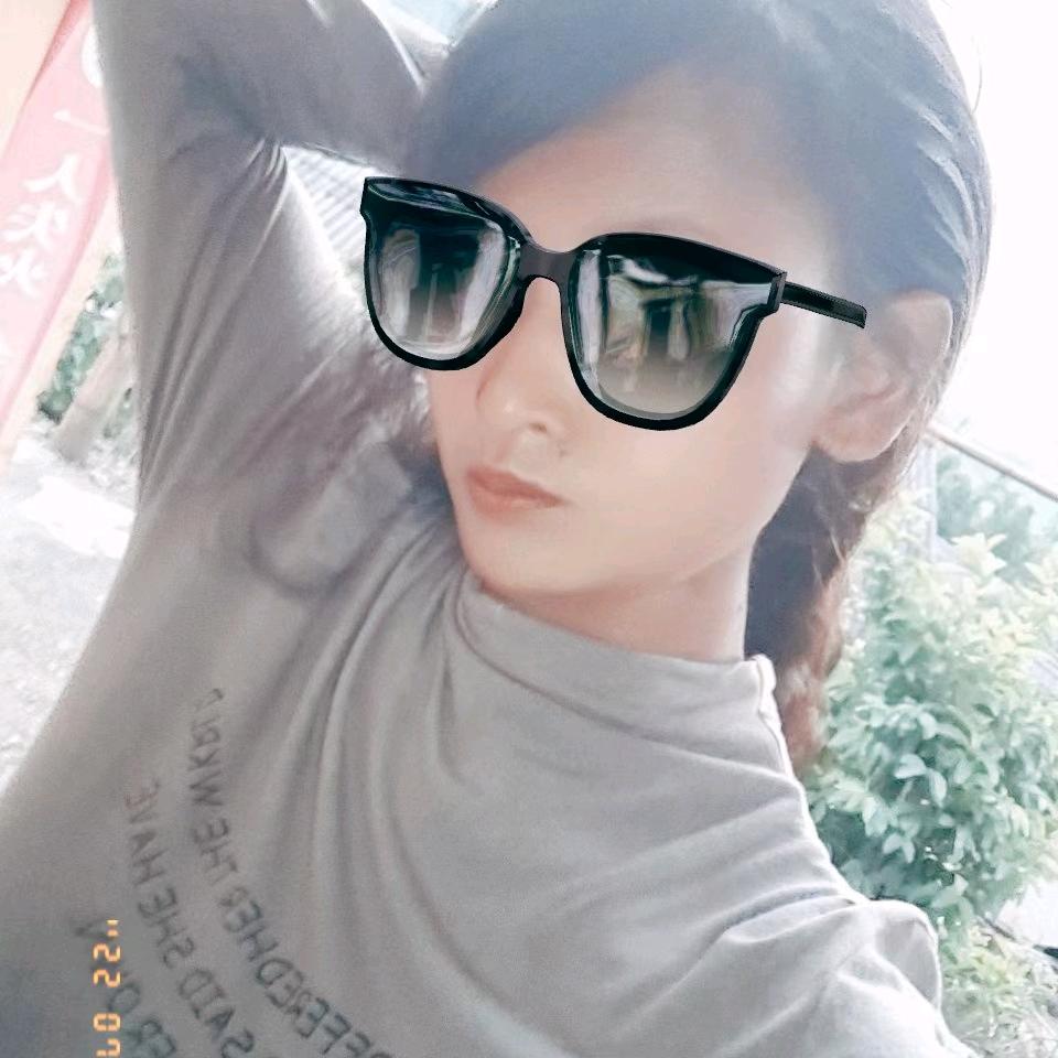 多情的人把灵魂给了谁 ，，
