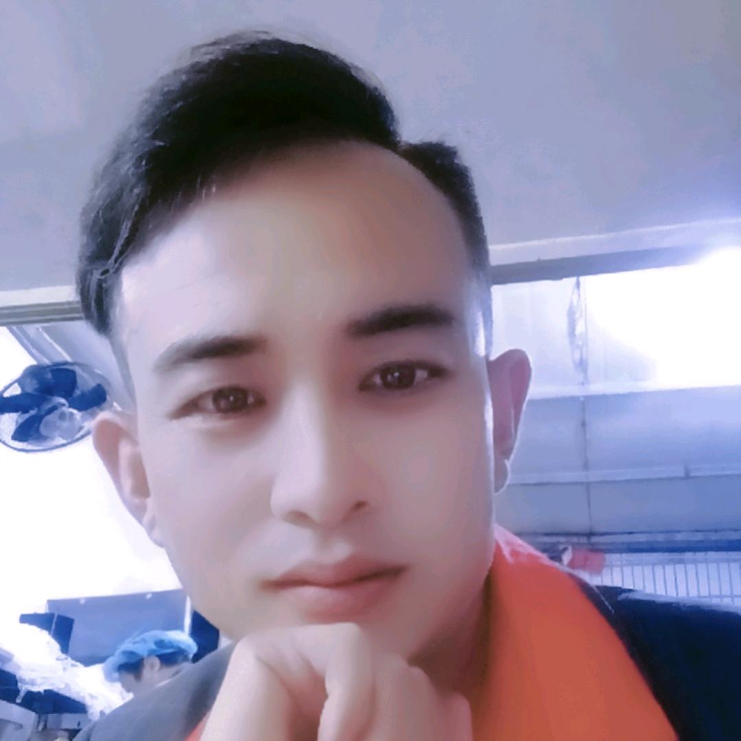 农村峰哥（单身🐕一个