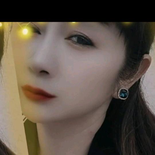 小虎牙谢绝连赞🩷🩷🩷