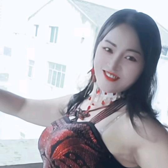 三妹《晚：10：30开播》
