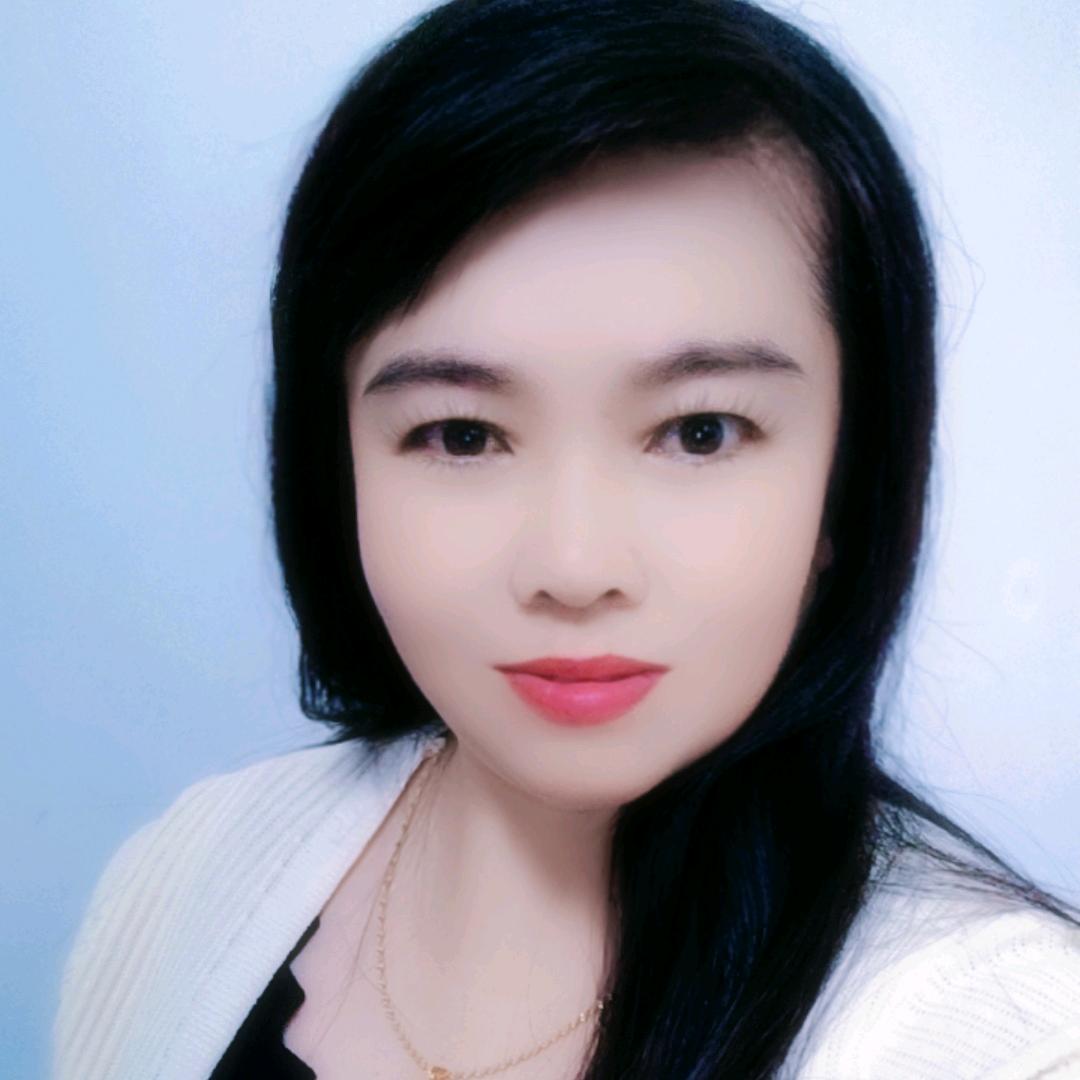 快乐的霞
