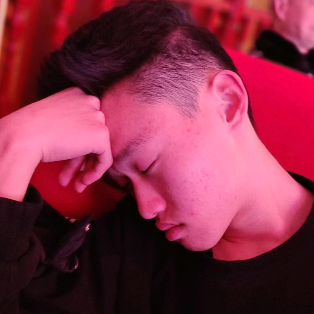 我是谢天麟他爹