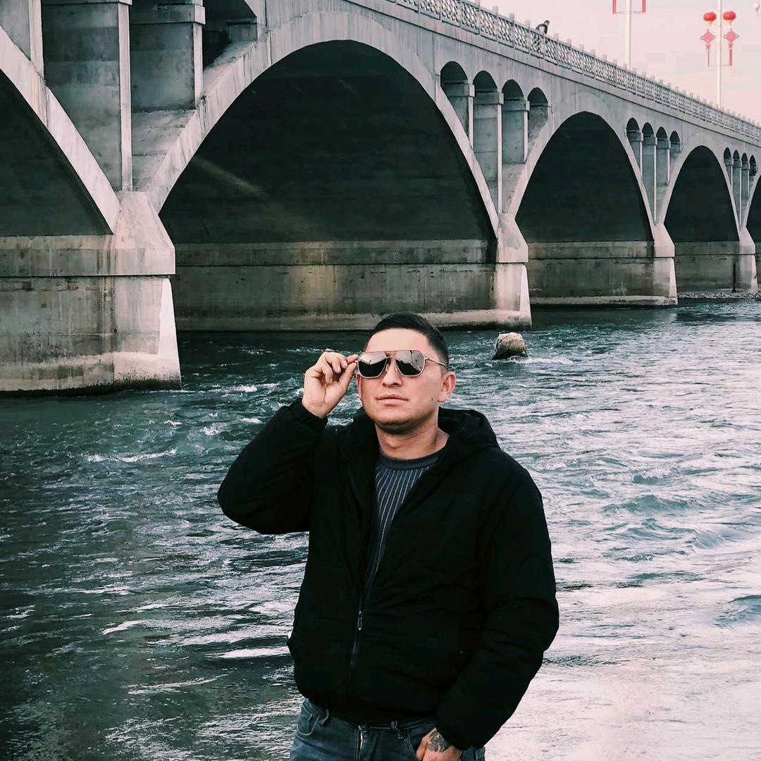 💔  👈 💓 👉  💔