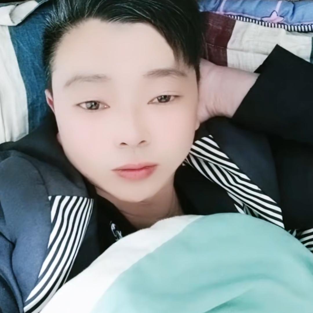 笨笨🐉敢闯敢搏🇨🇳lonely