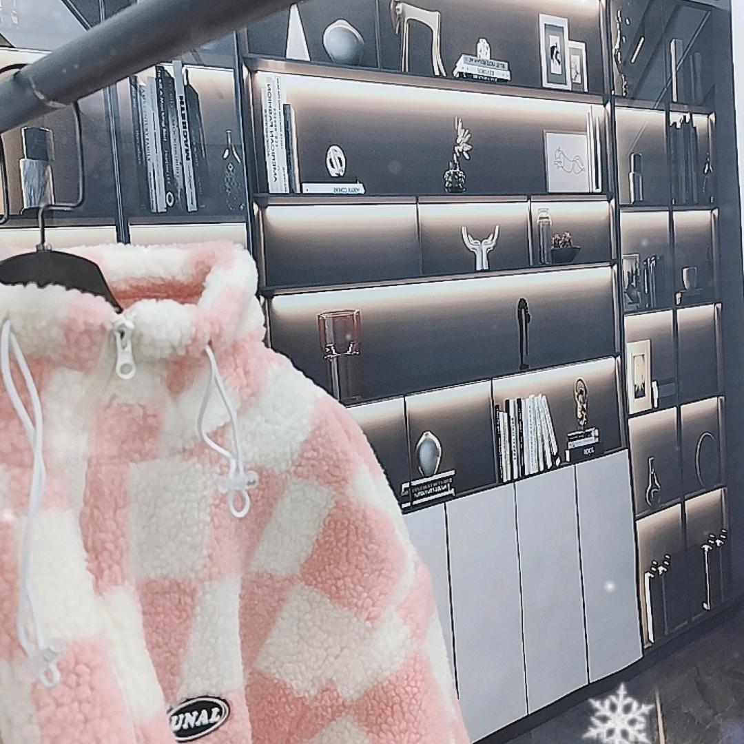 栀栀服装店