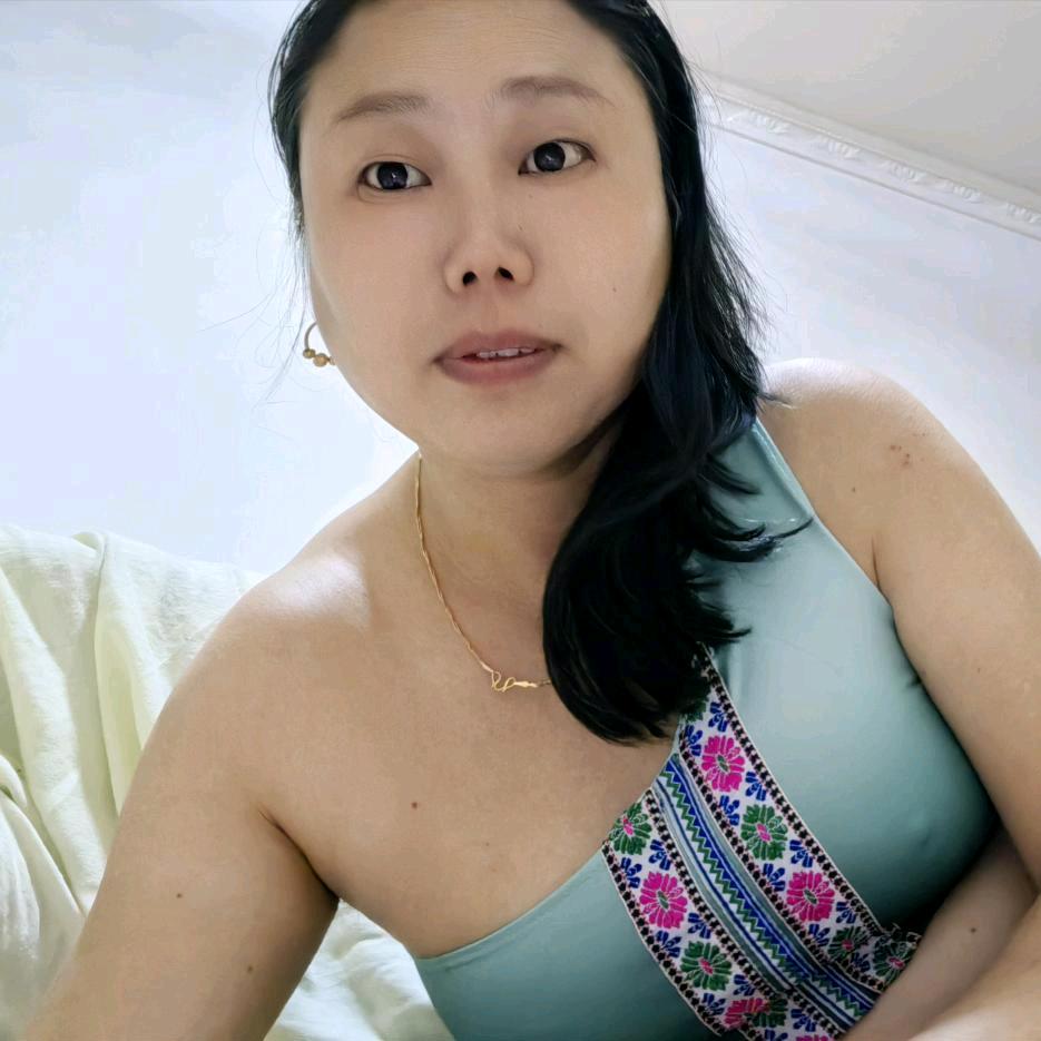 快乐的单身女