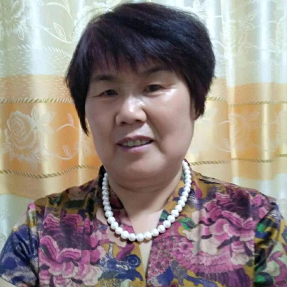 开心大姐早六点左右