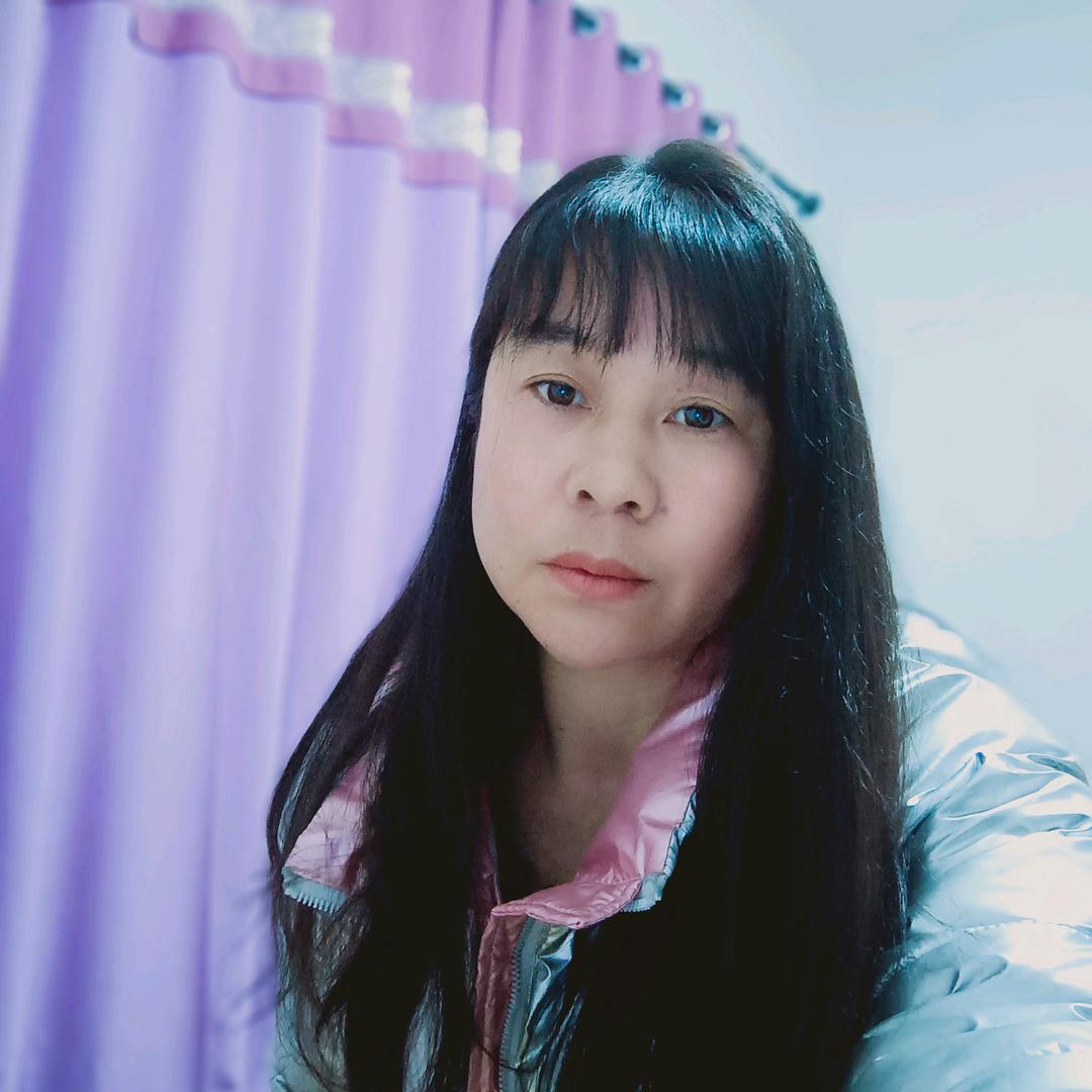 英子