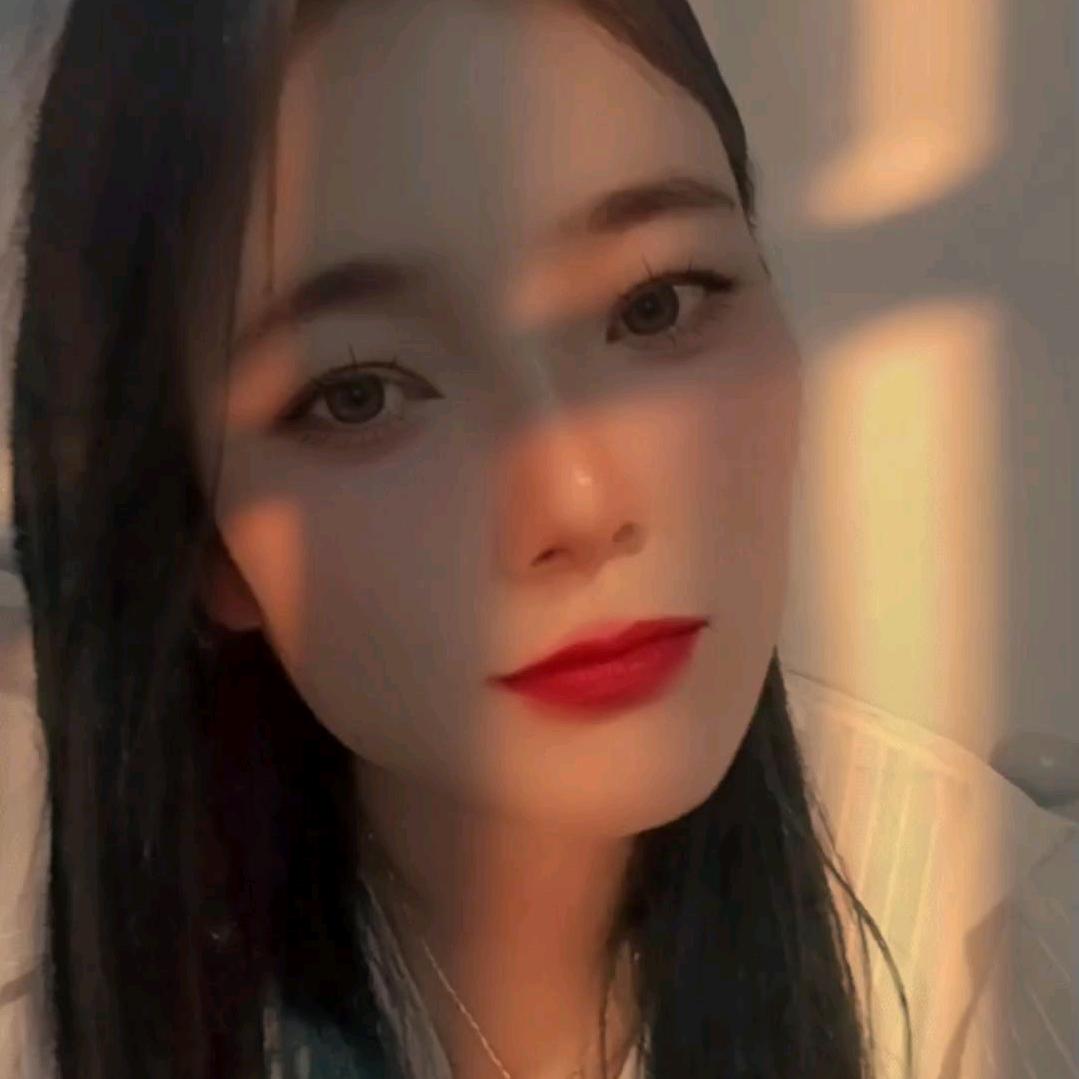 M R Tsaw