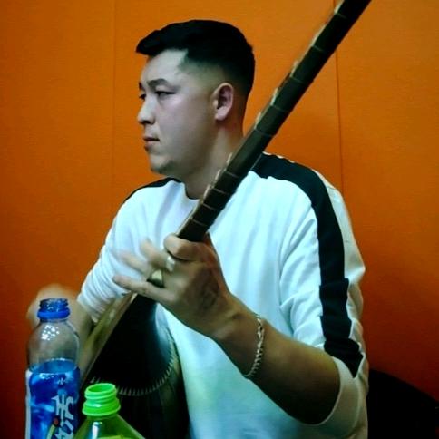 努艾力