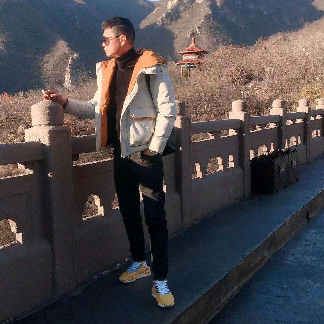 瑞然，春哥