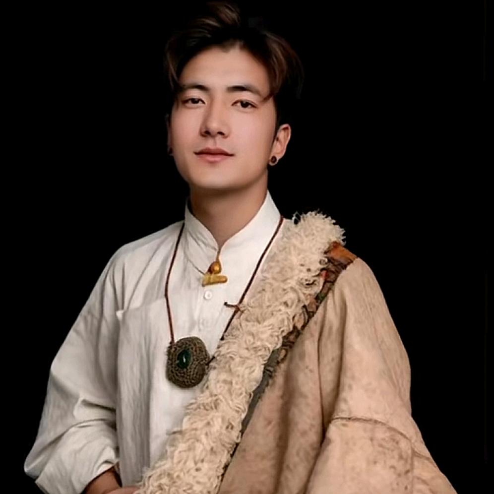 康吧郎穹