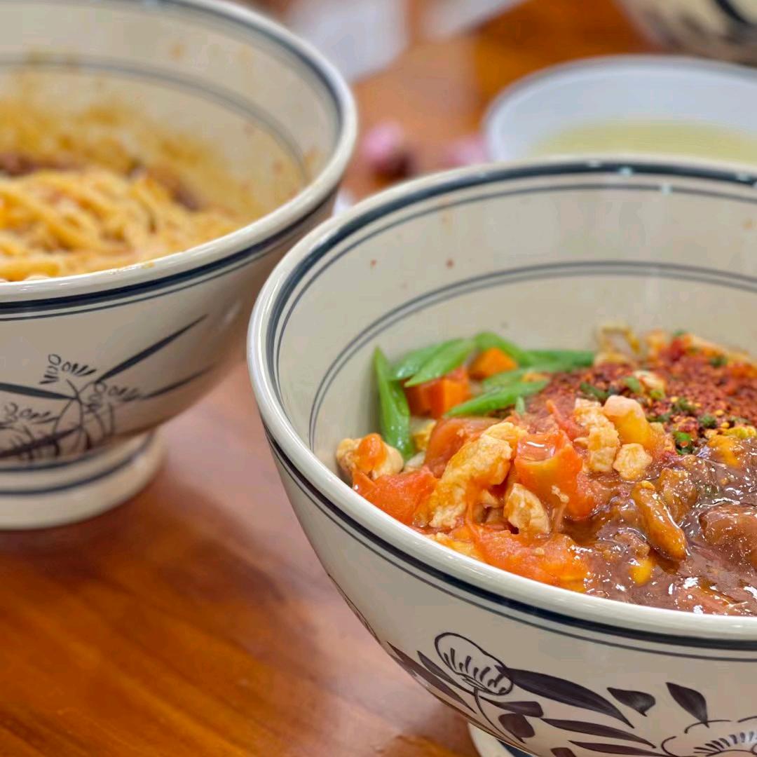 娜娜麦穗香油泼手擀面官方号