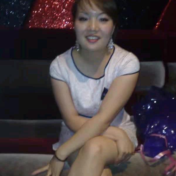 彩洪