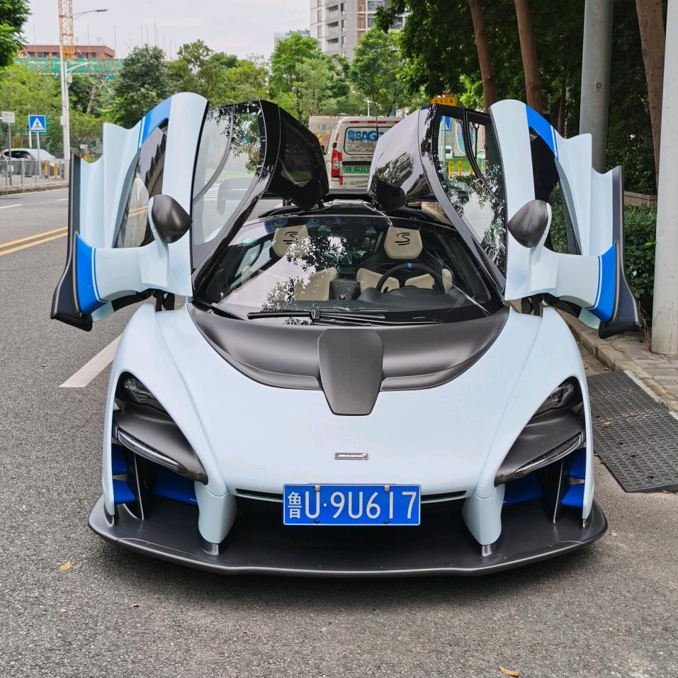 深圳街拍小杨哥