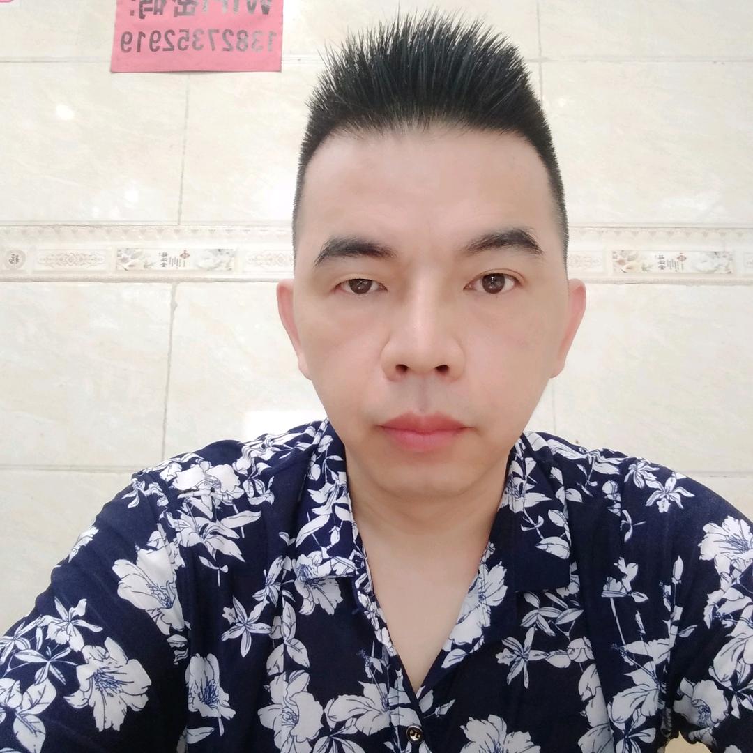 阿龍
