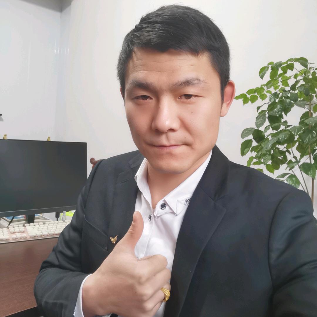 源 哥