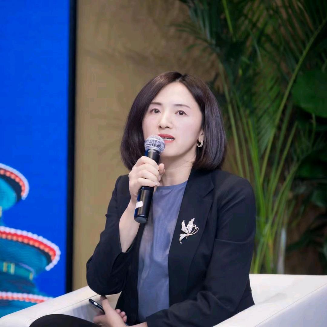 出版人花姐