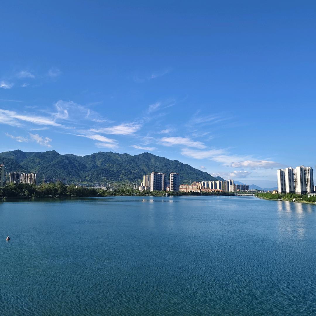 东江的水