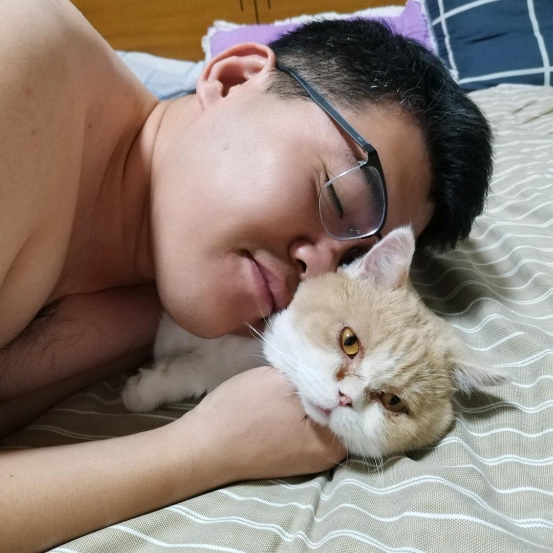 蓝桉💖释怀和念念🐱