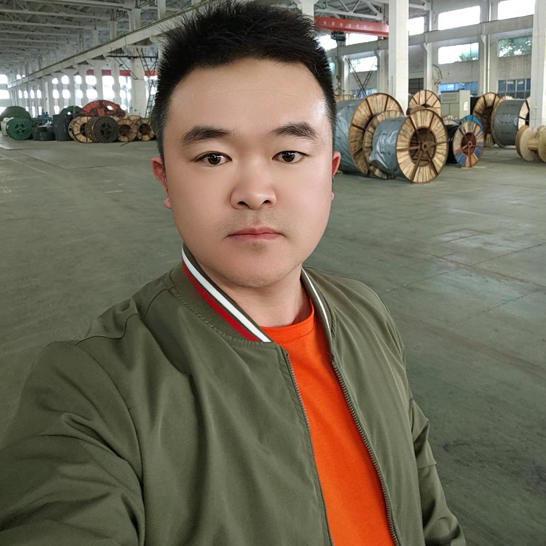 德力科.阿丁