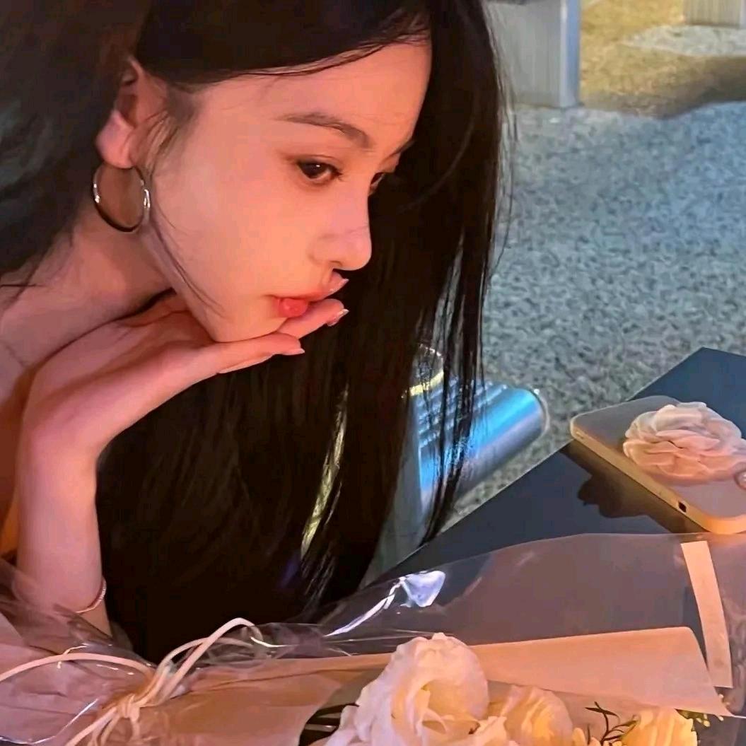 思婷莉