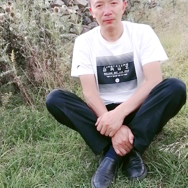 杨肃银