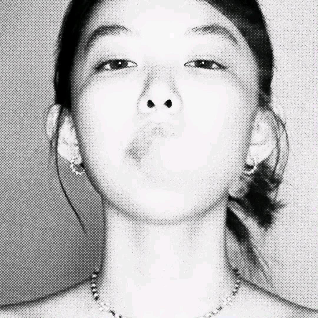 9_c^ ^
