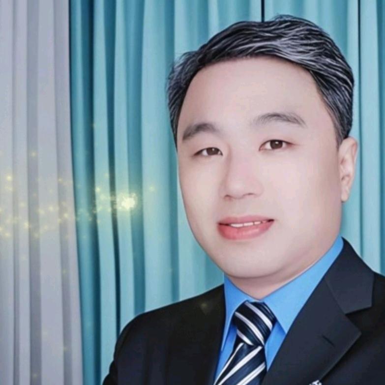 室内装饰，按装窗帘