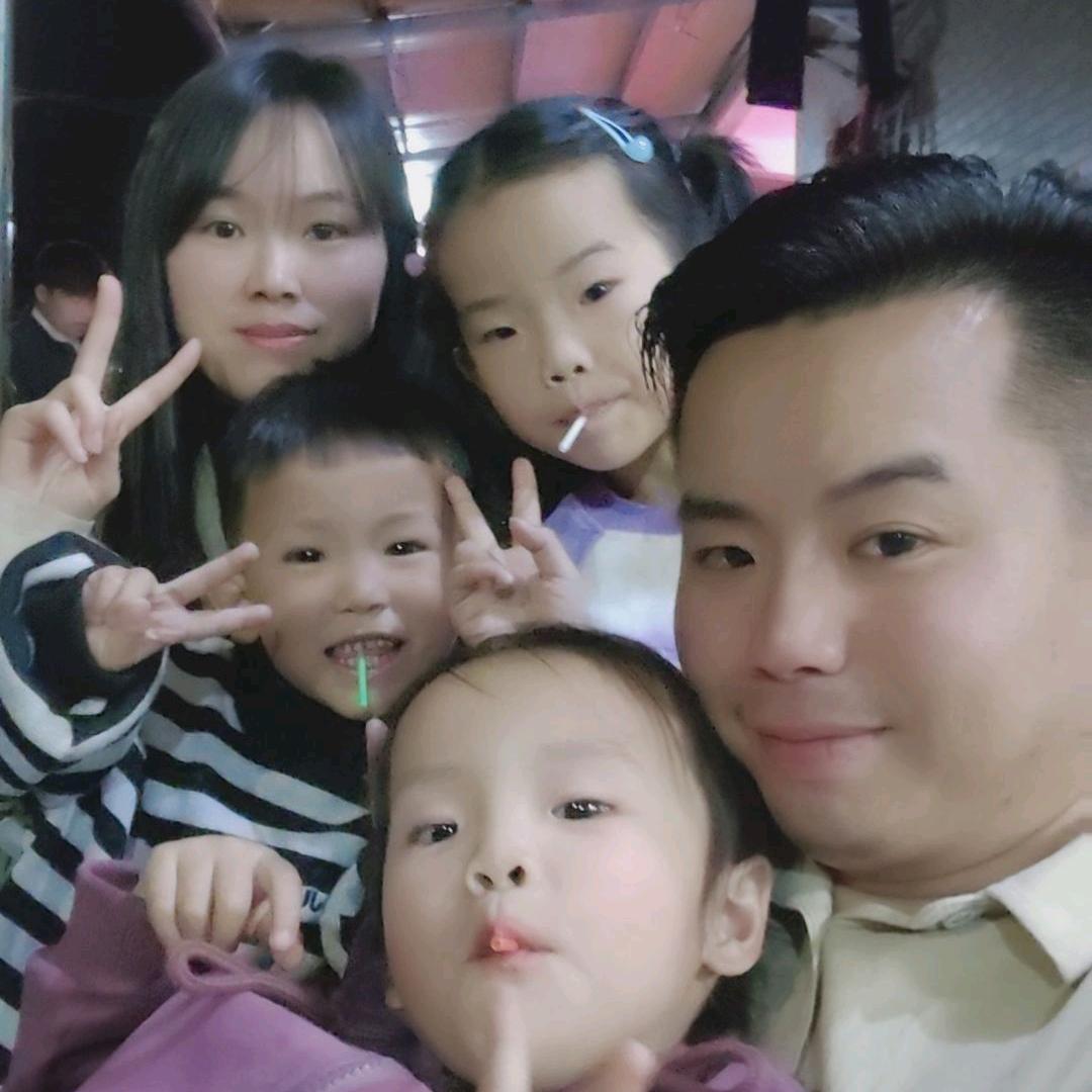 路虎卫士小丘