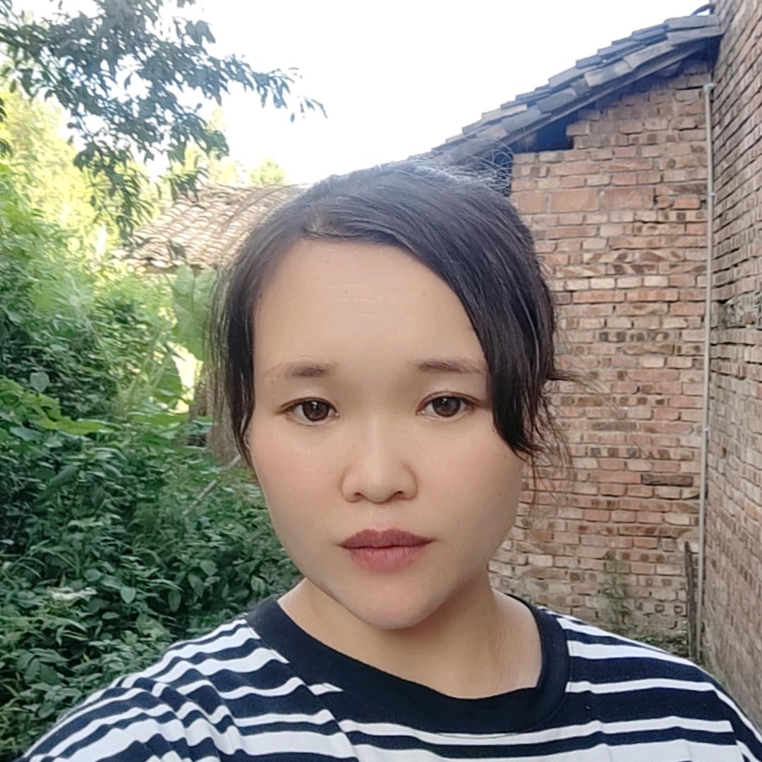 晨曦（湘西小妹儿）