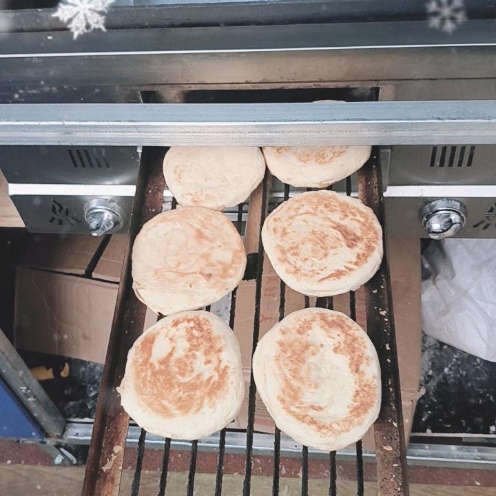 清宁理想社区二区肉夹馍