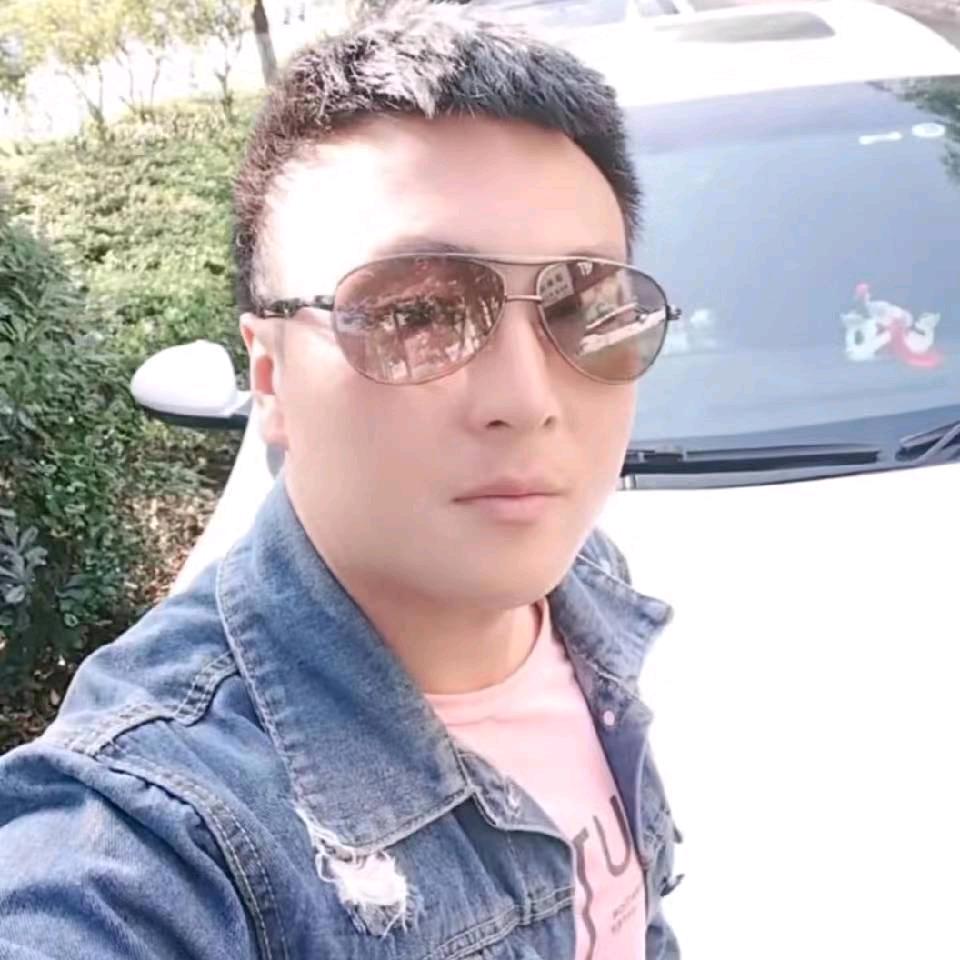 阿远爱弹🎹🎤